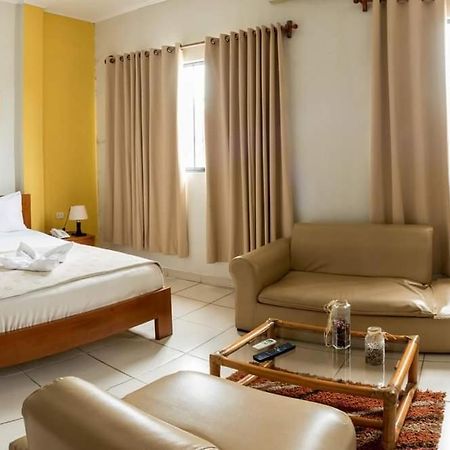 Hostal Huayruro Ικίτος Εξωτερικό φωτογραφία