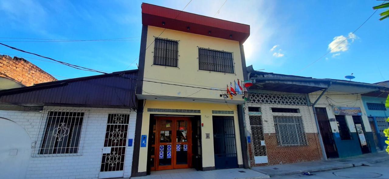 Hostal Huayruro Ικίτος Εξωτερικό φωτογραφία