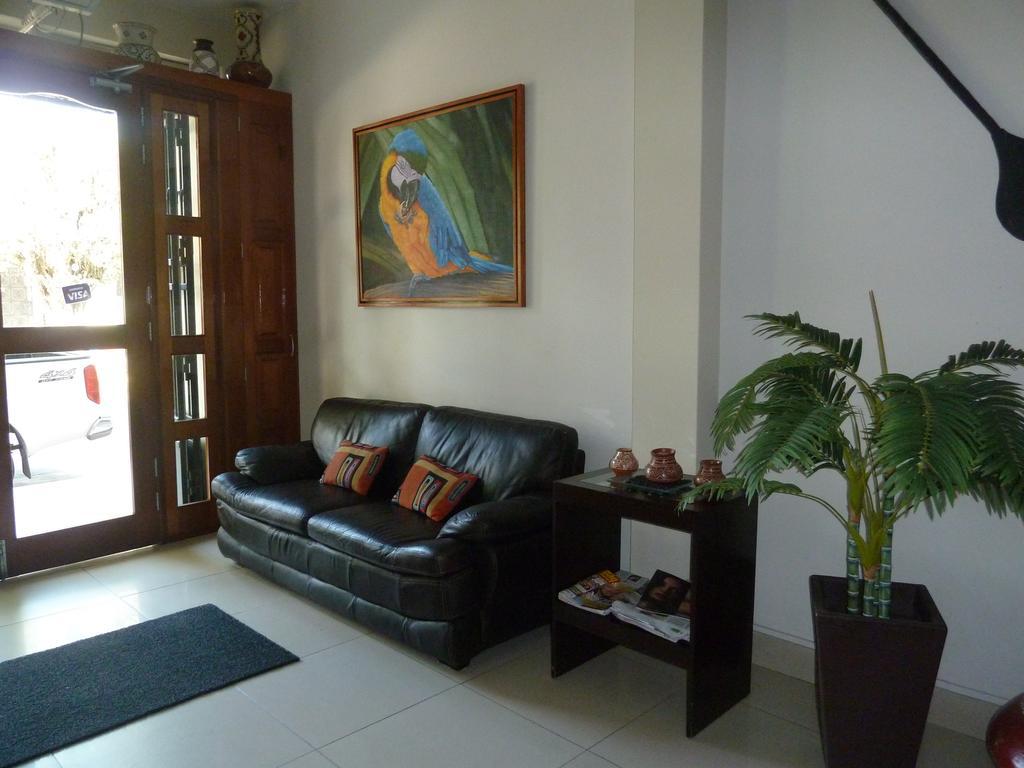 Hostal Huayruro Ικίτος Εξωτερικό φωτογραφία