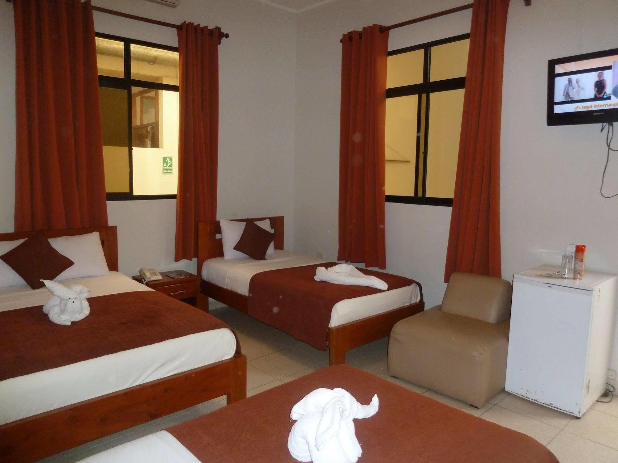 Hostal Huayruro Ικίτος Εξωτερικό φωτογραφία